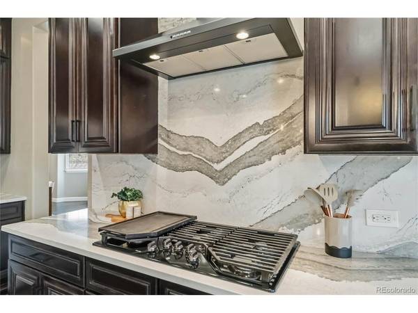 7878 S Valleyhead, Aurora, CO 80016