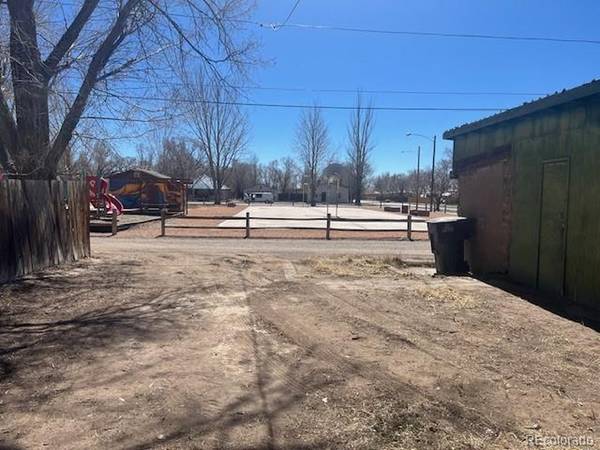 922 8th, Alamosa, CO 81101
