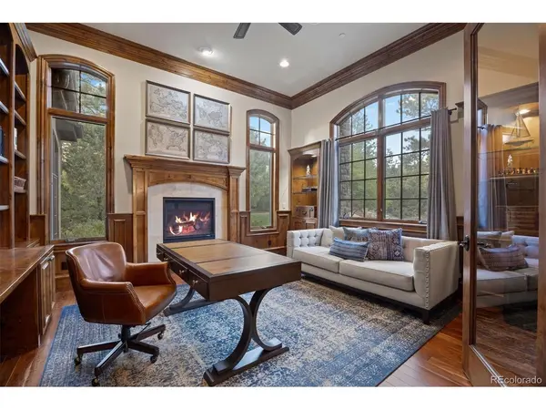 976 Country Club, Castle Rock, CO 80108
