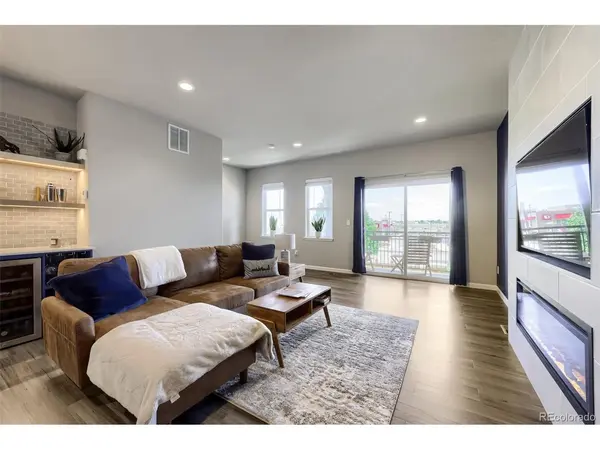 11250 Florence #8D, Commerce City, CO 80640