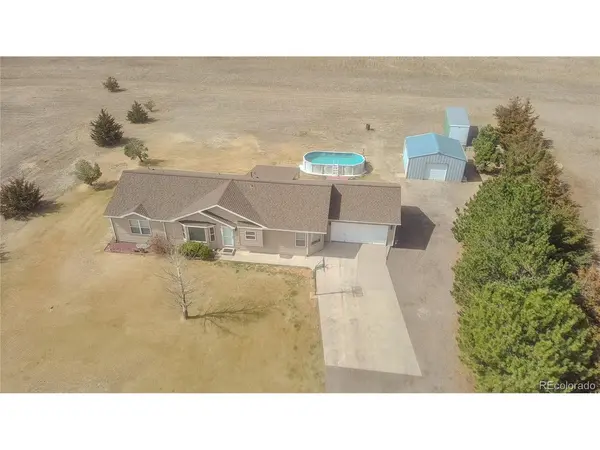 56100 E 33rd, Strasburg, CO 80136