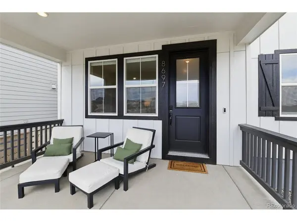 8697 Middle Fork, Littleton, CO 80125