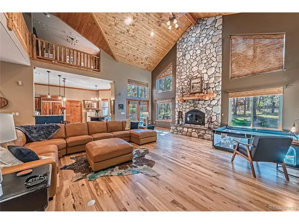 1210 Kenosha, Larkspur, CO 80118