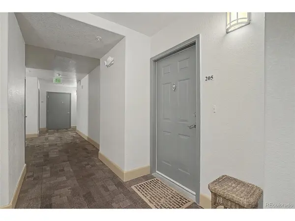 15470 Canyon Rim #205, Englewood, CO 80112