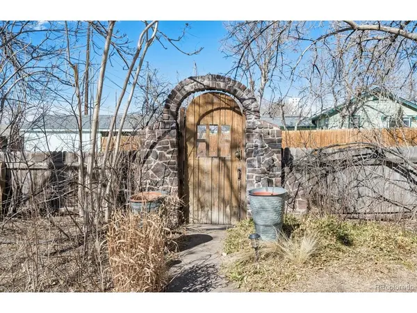 4047 Madison, Denver, CO 80216