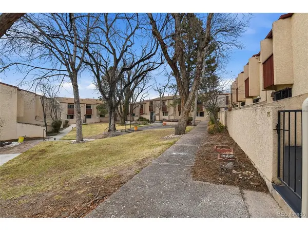 1060 S Parker #27, Denver, CO 80231