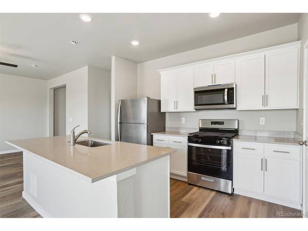 48160 Shetland, Bennett, CO 80102