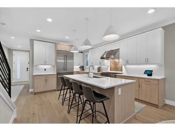 521 Adams, Denver, CO 80206