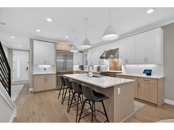 521 Adams, Denver, CO 80206