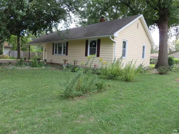 2207 NW Polk ST, Topeka, KS 66608