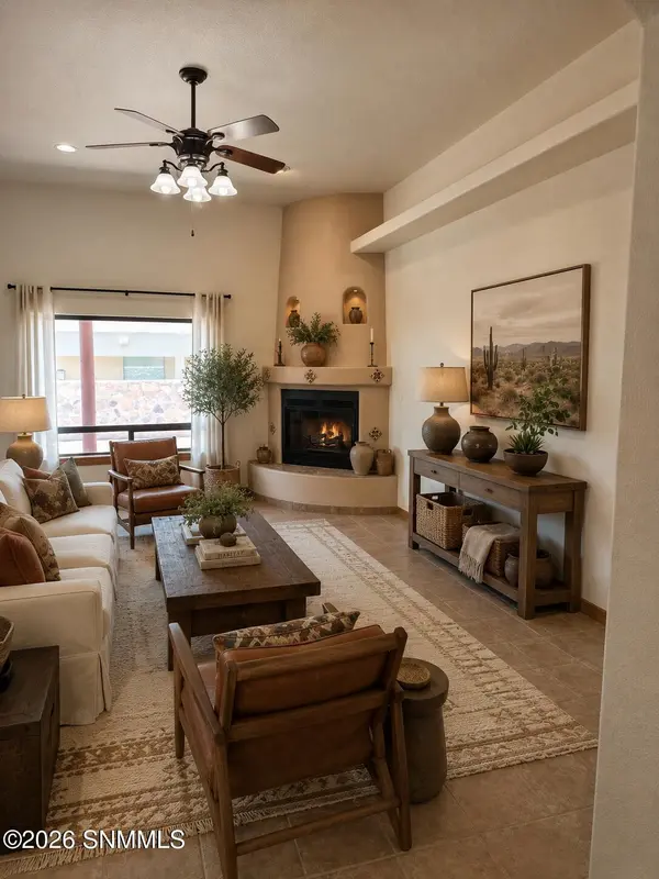 3805 Jack Nicklaus DR, Las Cruces, NM 88011