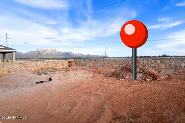 8012 Inca Dove AVE, Las Cruces, NM 88012