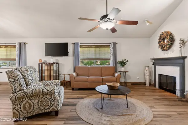 3020 Mimosa LN, Las Cruces, NM 88001