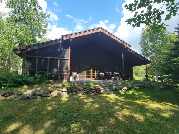 181 Linnell Rd, Grand Marais, MN 55604
