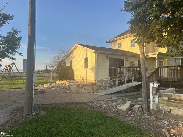21891 US Highway 61, Mediapolis, IA 52637