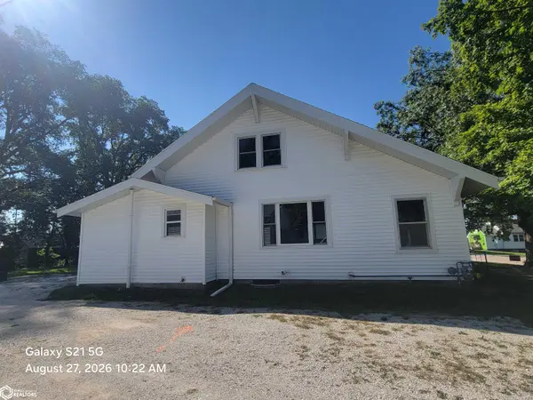 304 S Lincoln ST, Mount Ayr, IA 50854