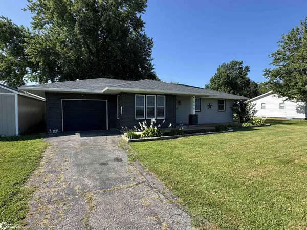806 W North ST, Moravia, IA 52571