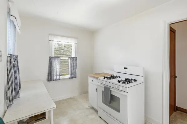 6530 Delaware Avenue, Hammond, IN 46323