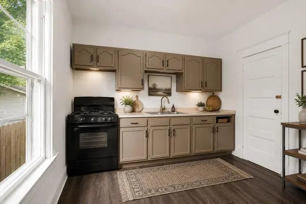 204 I ST, La Porte, IN 46350