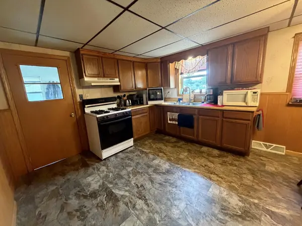 250 S BROWN AVE, Peshtigo, WI 54157-0000
