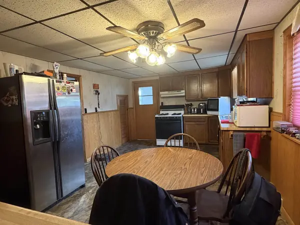 250 S BROWN AVE, Peshtigo, WI 54157-0000