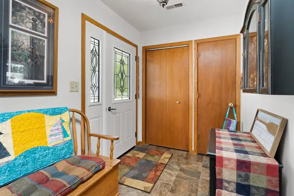 W6369 PENINSULA CT, Neshkoro, WI 54960