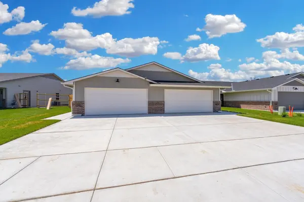 2865 S Cedar Crest Ct, Wichita, KS 67215