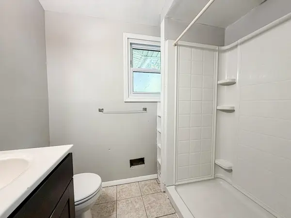 1008 Rainbow Drive, Salina, KS 67401