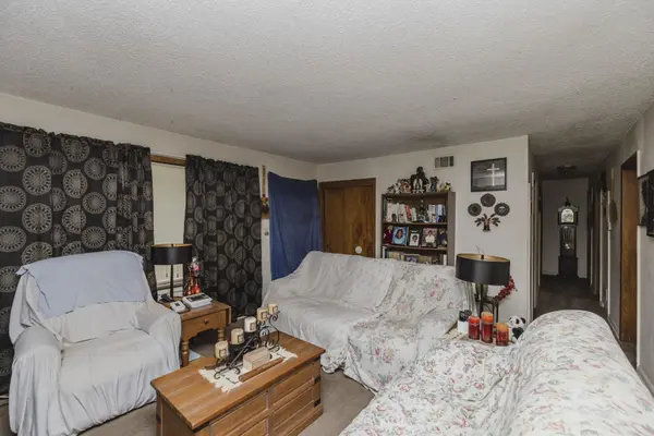 2613 Fairmount, Wichita, KS 67220
