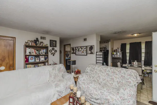 2613 Fairmount, Wichita, KS 67220
