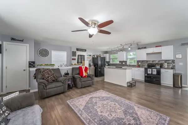6430 N Longmont St, Park City, KS 67219