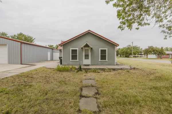321 N Kansas Ave, Burrton, KS 67020