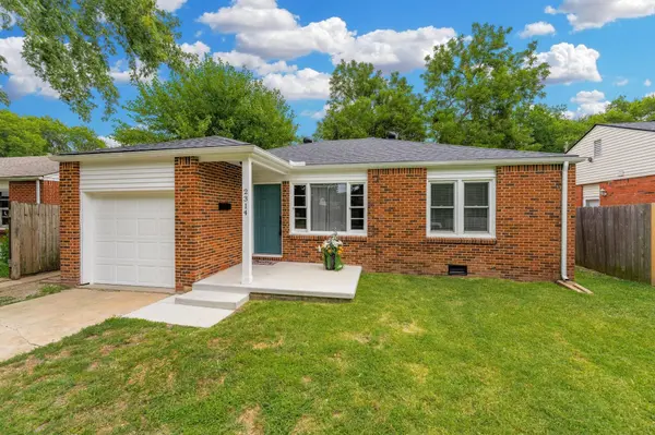 2314 S Alameda, Wichita, KS 67211