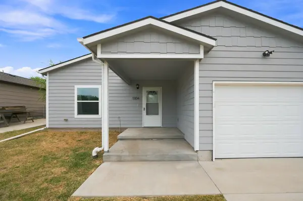 1304 N Lorraine Ave, Wichita, KS 67214