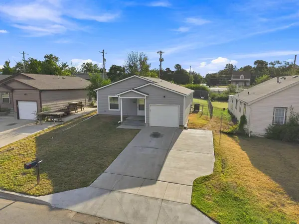 1304 N Lorraine Ave, Wichita, KS 67214