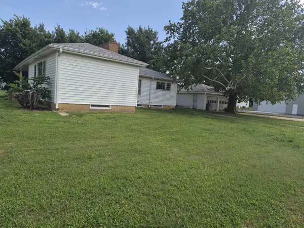 205 E Lost St., Lincoln, KS 67455