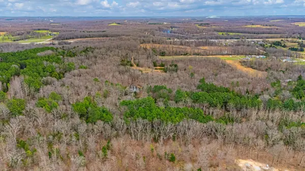 3725 County Road 5500, Willow Springs, MO 65793