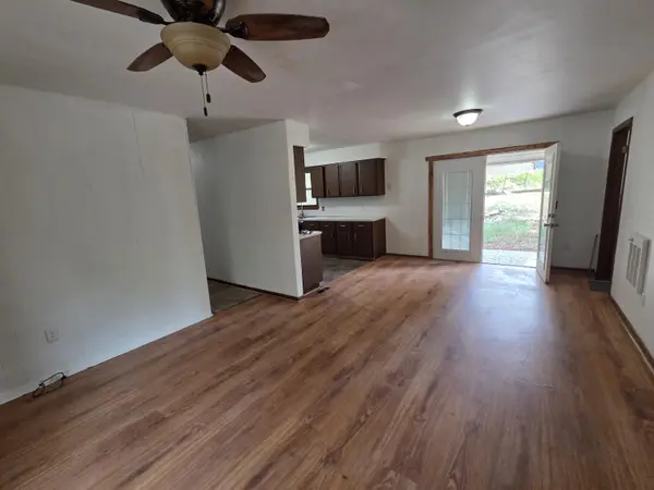 316 Morningside LN, Hollister, MO 65672