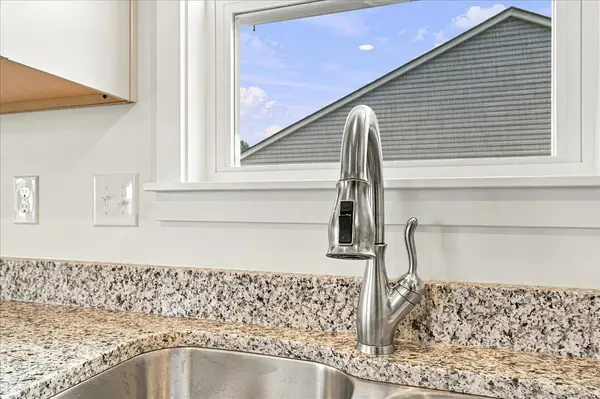 696 Davis Lane, Inman, SC 29349