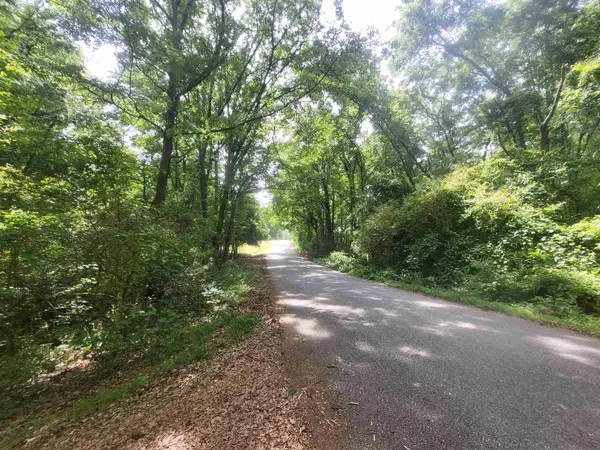 162 Courtney RD, Cowpens, SC 29330