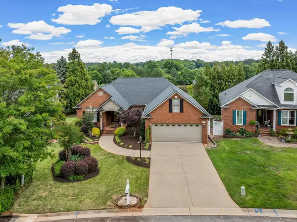 130 Roberts Meadow LOOP, Spartanburg, SC 29307-3166