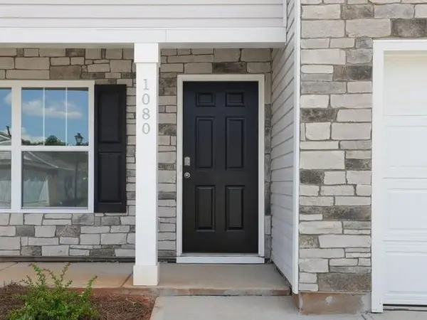 1080 Gagmon DR, Wellford, SC 29385