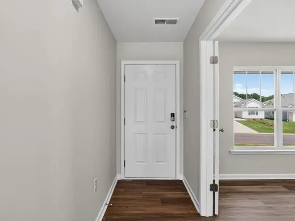 1080 Gagmon DR, Wellford, SC 29385