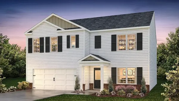 595 Valencia CIR, Wellford, SC 29385