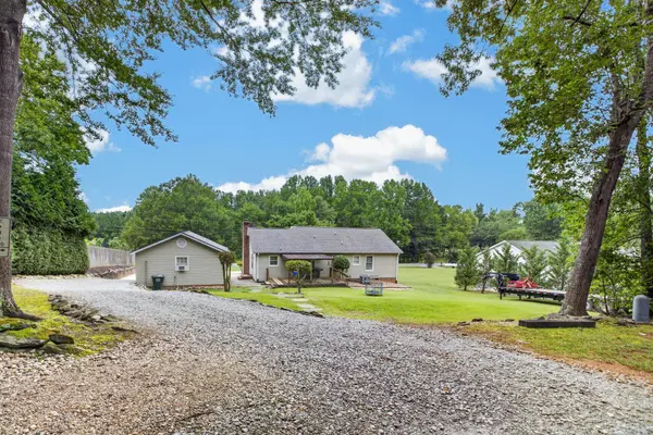 3572 Brown RD, Greer, SC 29651