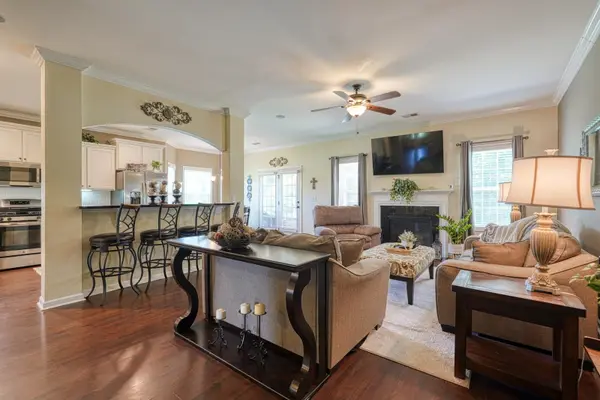 327 Swift Water LN, Inman, SC 29349