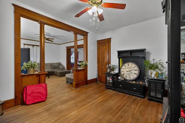 523 Kansas AVE, Holton, KS 66436