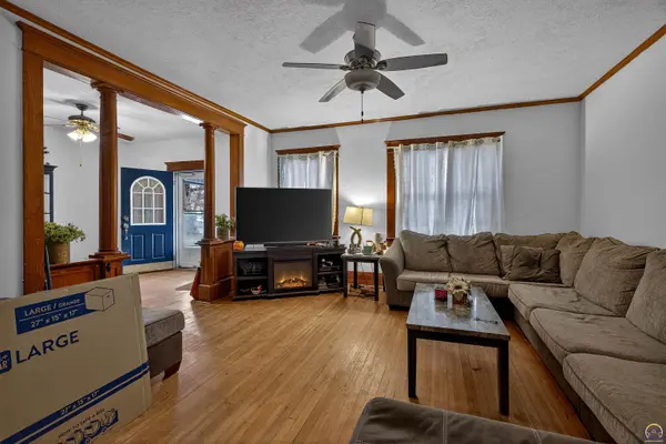 523 Kansas AVE, Holton, KS 66436