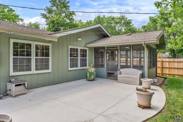 2904 Belle Haven, Lawrence, KS 66046