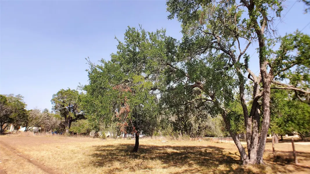 650 Beauchamp RD, Dripping Springs, TX 78620